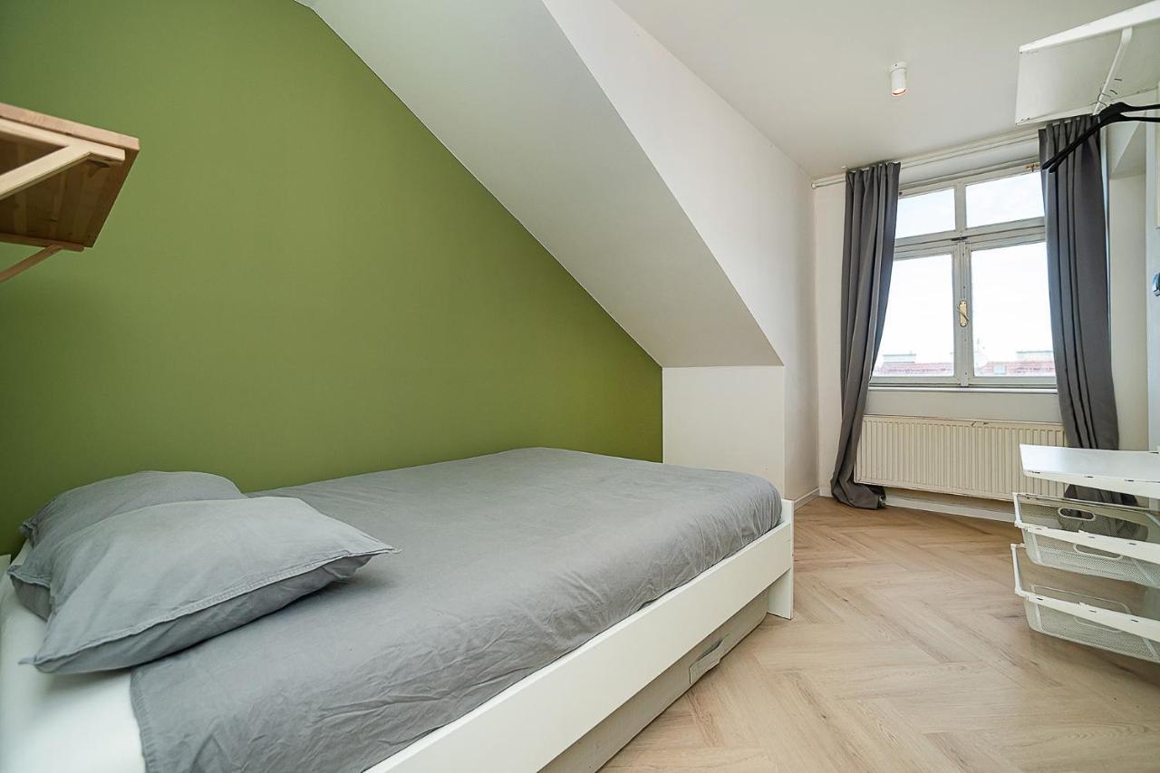 Big 4-Bedroom Flat, Terrace With Great Vitkov View Praga Exterior foto